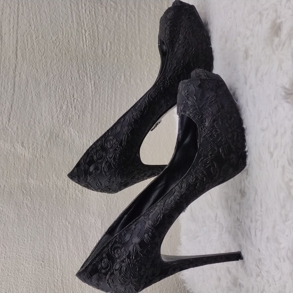 SimplyVera Vera Wang Black Fabric Square Peep Toe Slip-On Platform Stiletto Heel - Picture 4 of 16